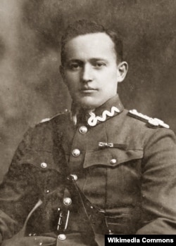 Мериан Купер в форме польского военного летчика
