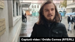 Vladimir Răduță, student, consideră că prezența la vot e o necesitate, în ciuda dezamăgirii față de politicieni.