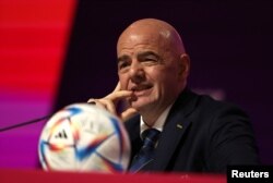 Gianni Infantino într-o conferință de presă din 19 noiembrie 2022.