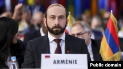 Министр иностранных дел Армении Арарат Мирзоян 