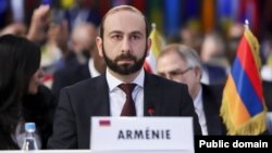 Министр иностранных дел Армении Арарат Мирзоян (архив)