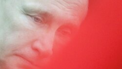 Продолжение политики: "Оперативник в Кремле"