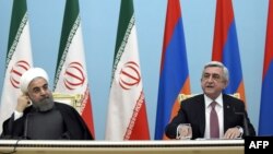 Президенты Армении и Ирана Серж Саргсян (справа) и Хасан Рохани (архив)