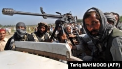 شماری از افراد گروه طالبان پاکستانی 