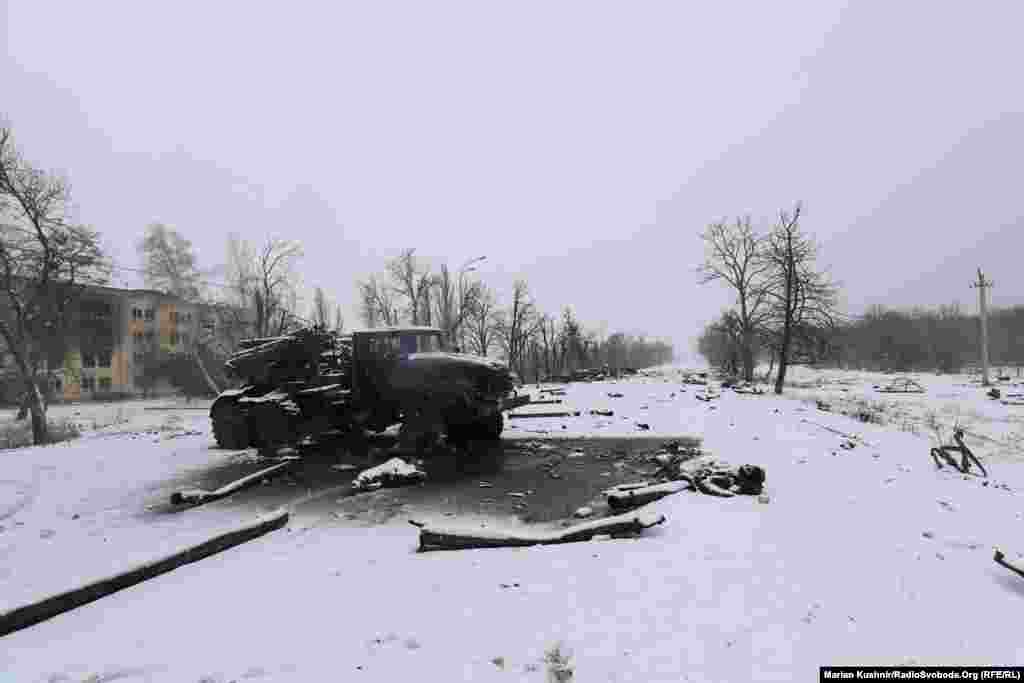 Руско воено возило уништено во близина на Харков, 25 февруари 2022