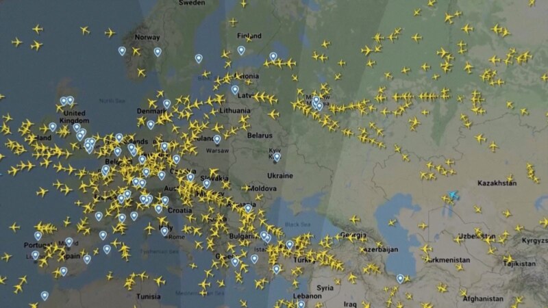 Ukraina pezullon të gjitha fluturimet civile