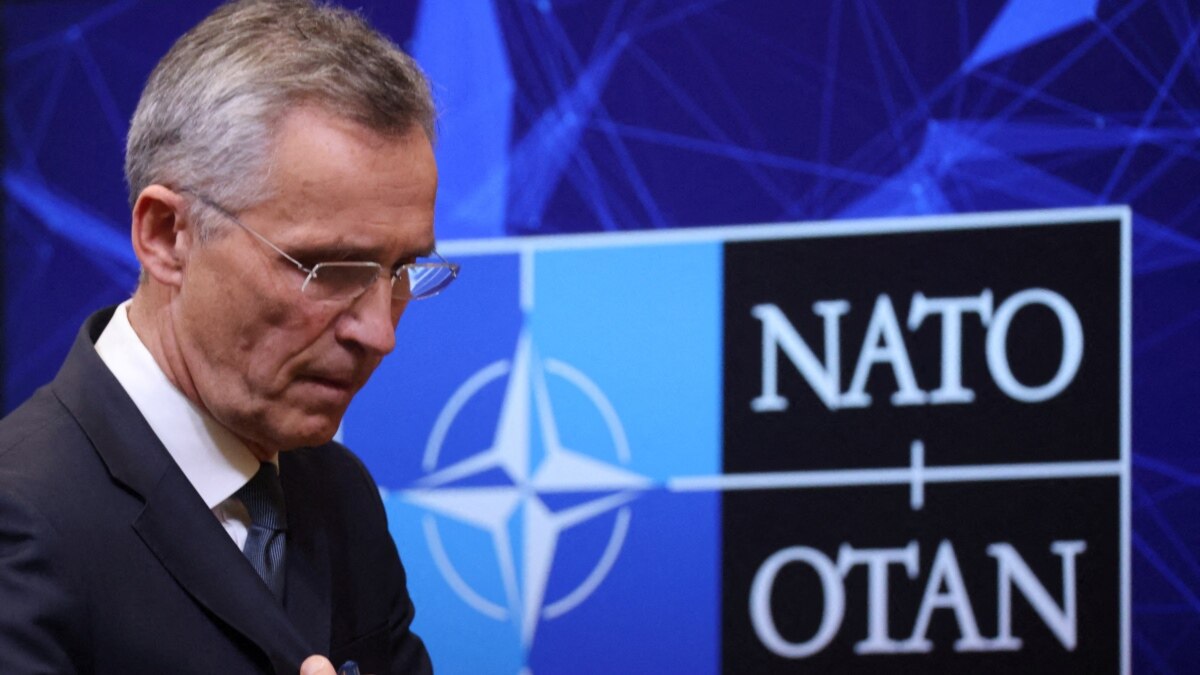 члени НАТО погоджуються, що літаки Альянсу не мають літати над Україною