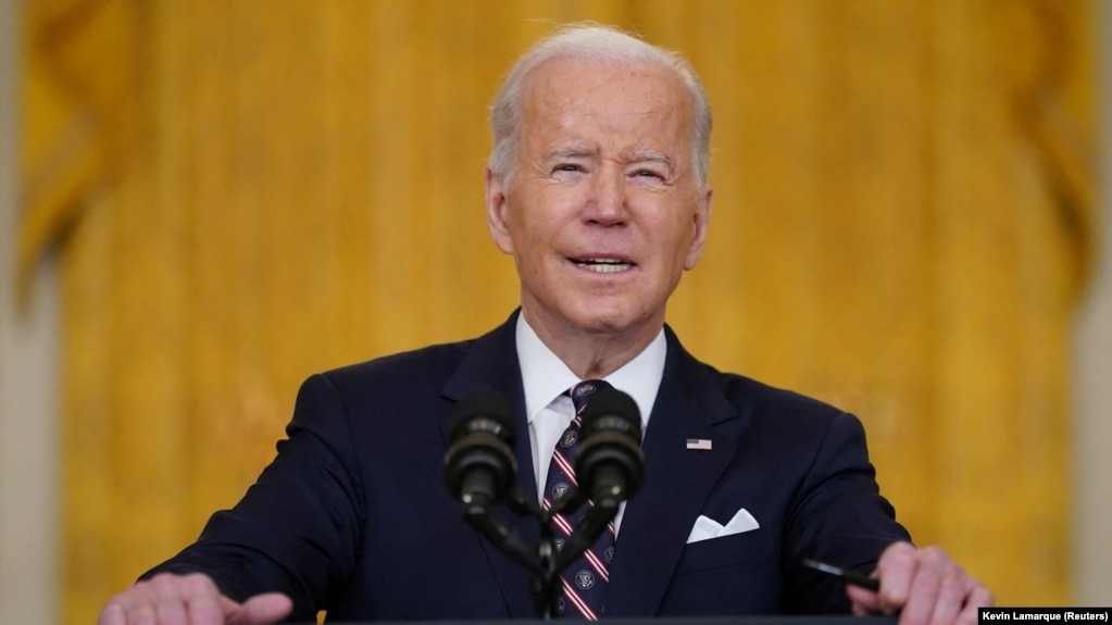 Presidenti i SHBA-së, Joe Biden, gjatë adresimit nga Shtëpia e Bardhë më 22 shkurt, 2022.