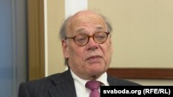 Стыў Коэн, кангрэсмэн ад штату Тэнэсі (Д), віцэ-старшыня Хэльсынскай камісіі