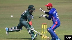 مسابقه کریکت میان تیم های افغانستان و بنگلادش