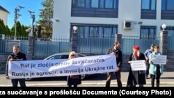 Протест против рускиот напад врз Украина пред Руската амбасада во Загреб на 24 февруари