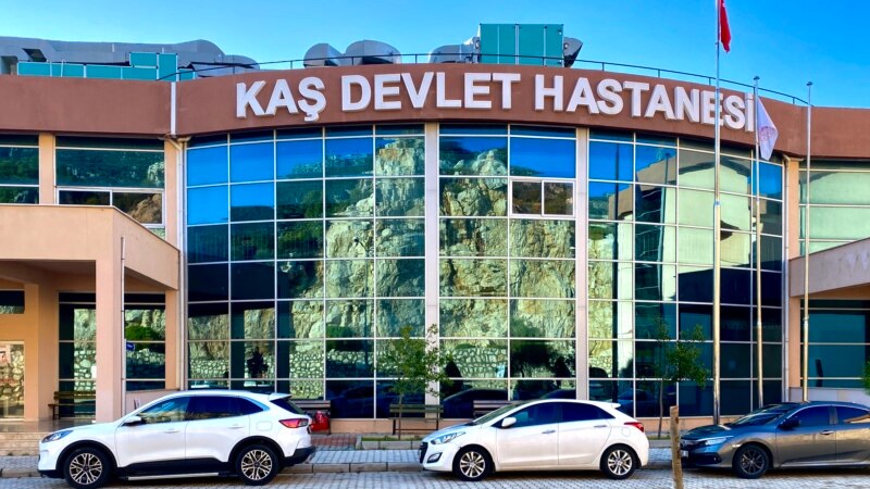 Как житель Казани привился первым компонентом Pfizer в небольшом городке в Турции