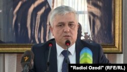 Ориф Ходжазода, глава Госкомитета по земельному управлению и геодезии, Душанбе 4 февраля 2022 г.