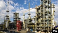 Петролната рафинерия на "Лукойл" в Бургас