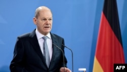 German Chancellor Olaf Scholz will meet with President Volodymyr Zelenskiy in Kyiv on February 14 and with Russian President Vladimir Putin in Moscow on February 15.