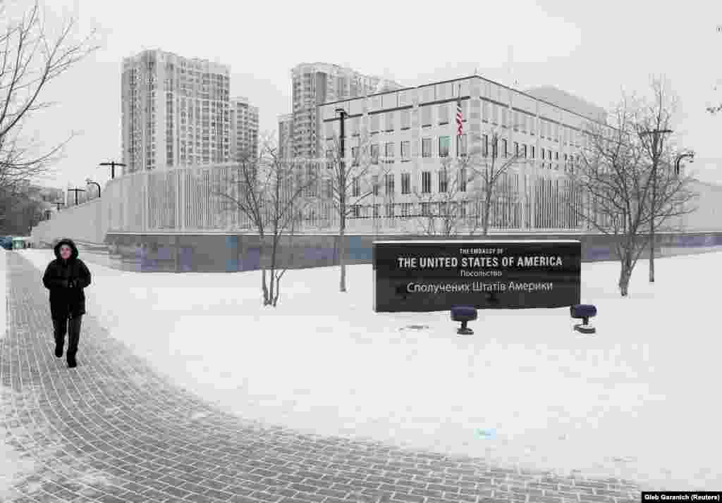 The U.S. Embassy in Kyiv photographed on January 24. Both Britain and the United States have announced the departure of some embassy staff and their dependents from Ukraine after talks between Washington and Moscow last week failed to de-escalate tensions.&nbsp;