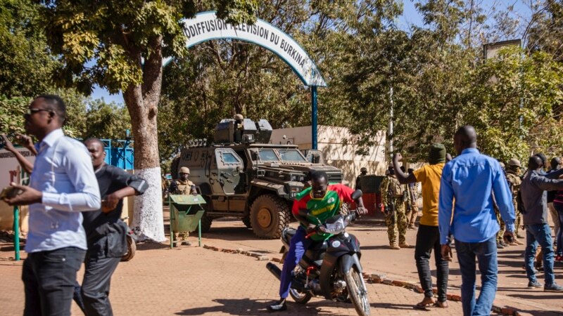 Vojska Burkine Faso kaže da su preuzeli vlast
