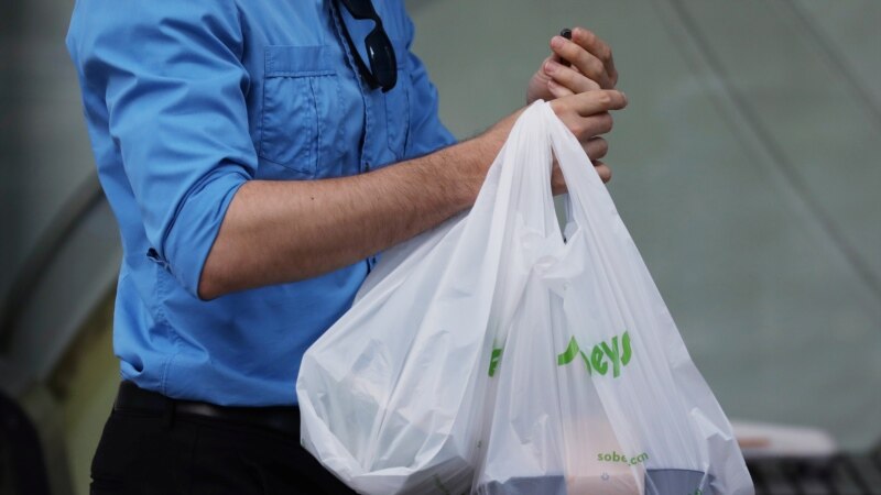 Целосна забрана на пластични кеси од 1 јули догодина