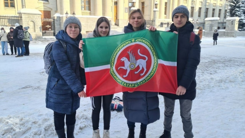 В День герба Татарстана в Казани и Стамбуле прошли акции