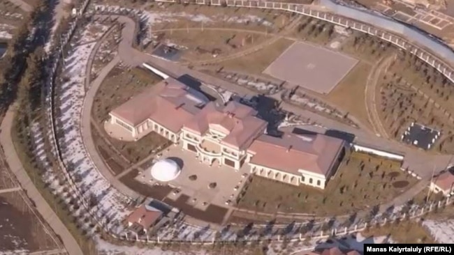 Назарбоевнинг жияни Қайрат Сотиболдининг уйи хотинининг номида эканлиги тахмин қилинади