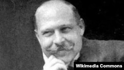 Олександр Кошиць (Порай-Кошиць) (1875–1944) – український хоровий диригент, композитор, етнограф та письменник-мемуарис