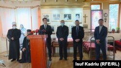 Prijësit fetarë në Maqedoninë e Veriut pas takimit me ministrin e Shëndetësisë, Bekim Sali.
