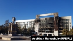 Акимат Алматинской области в городе Талдыкорган после январских событий. 12 января 2022 года