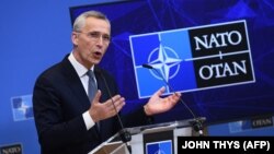 Jens Stoltenberg a spus din nou că NATO nu va trimite trupe de luptă în Ucraina în cazul unei invazii ruse. 