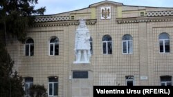 Monumentul lui Ștefan cel Mare din Edineț