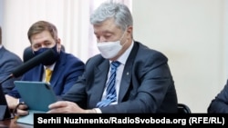 Петро Порошенко на засіданні суду, 17 січня 2022 року