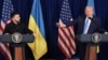 Президенти України і США відповідають на запитання журналістів у Маямі. Флорида, США, 28 грудня 2025 року 