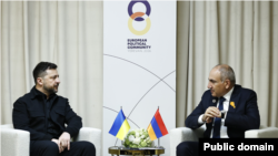 Armenia - Prime Minister Nikol Pashinian meets Ukraine's President Volodymyr Zelenskyy, Yerevan, May 4, 2026.