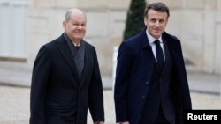 Cancelarul Germaniei, Olaf Scholtz, și Președintele Franței, Emmanuel Macron, s-au întâlnit la Paris pentru aniversarea Tratatului de la Elysée din 1963, un acord la baza cooperării franco-germane. 