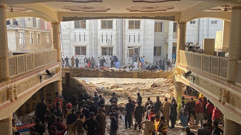 انفجار در مسجدی در پیشاور ۵۹ کشته و ۱۵۰ زخمی برجای گذاشت