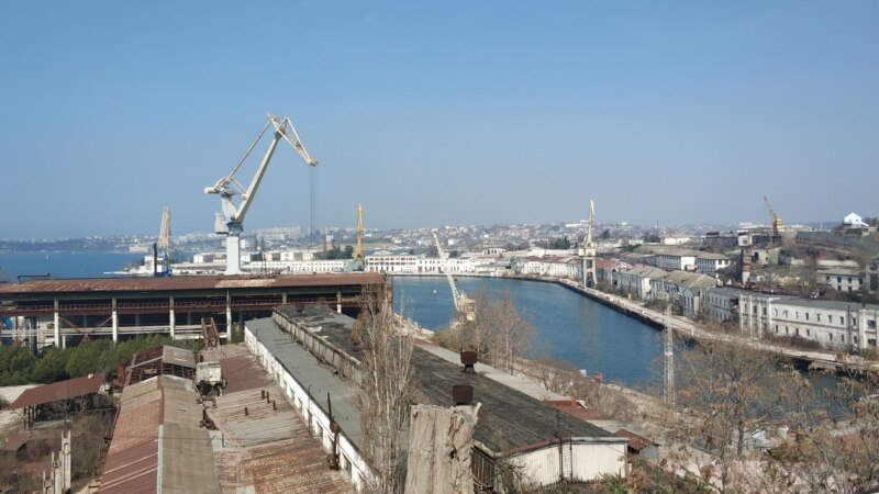 Особенности судостроения по-российски: на Севморзаводе полностью остановилось производство