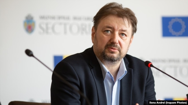 Politologul Cristian Pîrvulescu: Creșterea numărului de secretari de stat duce la slăbirea puterii centrale și la dispariția de politici publice naționale.