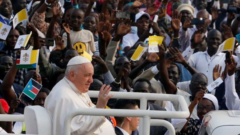 Sudani Jugor: Papa bën thirrje që njerëzit të refuzojnë “helmin e urrejtjes”