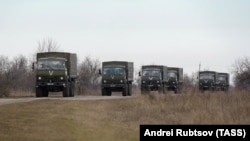 Колонна российских войск в Херсонской области. Украина, 2023 год