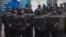 Осужденные на территории исправительной колонии. Иллюстративное фото