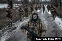 Украинские военные на линии фронта в Донецкой области. 4 февраля 2023 года