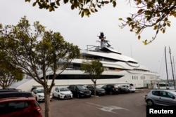 Russian billionaire Viktor Vekselberg's yacht was sanctioned by the United States in 2022.