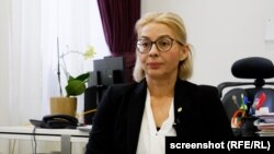 Directoarea DGASMB, Cosmina Simiean, spune că ar trebui un dialog real pentru ca ucrainenii să înțeleagă beneficiile înscrierii în sistemul de învățământ românesc.