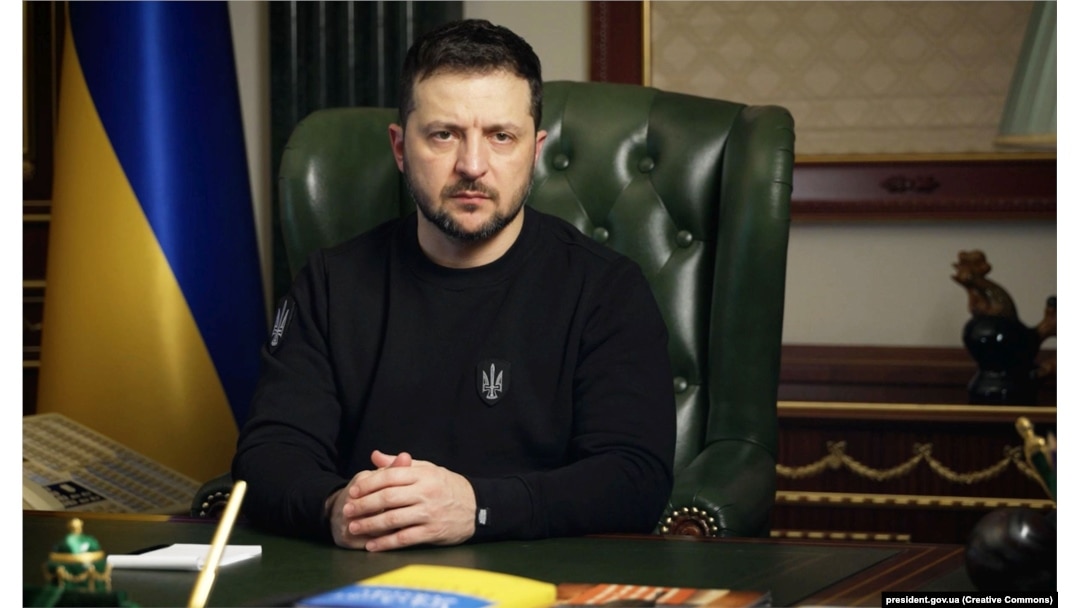 Președintele Zelenski a declarat că şefii serviciului vamal au fost demişi şi că se vor face mai multe percheziţii în privința suspiciunilor de corupție care planează la Kiev.