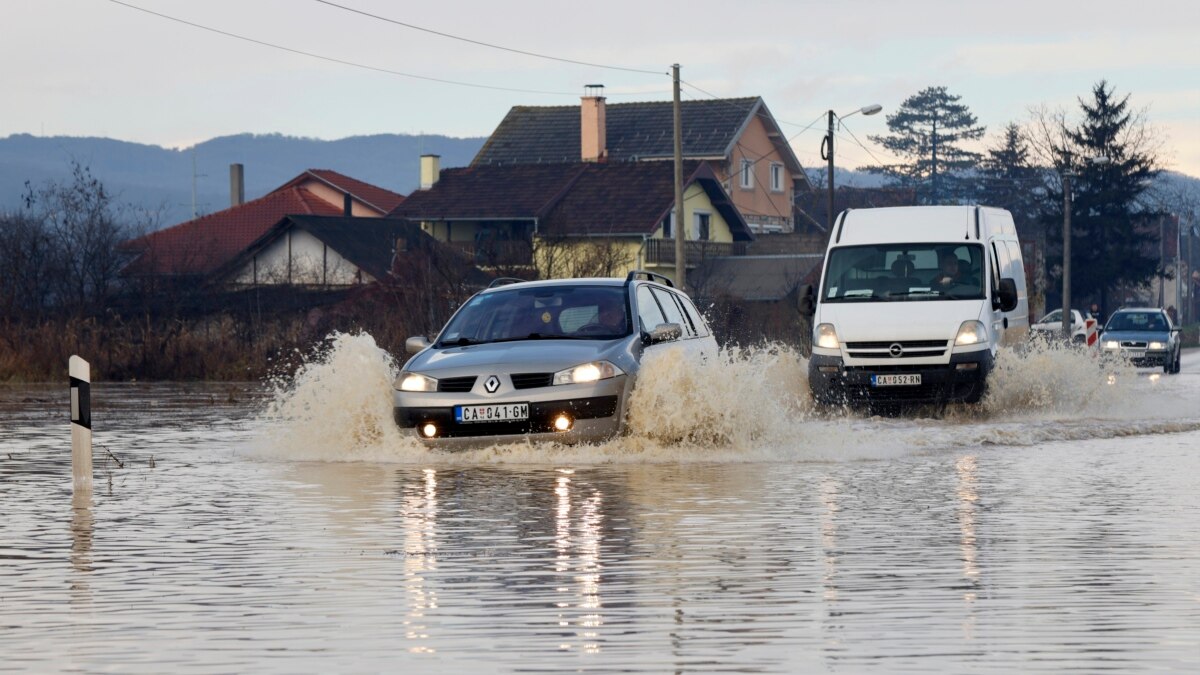 Poplave Se U Srbiji Ponavljaju Zaštita Nedovoljno Unapređuje