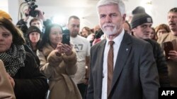 Susținătorii lui Pavel au salutat imediat rezultatul ca fiind o victorie a democrației liberale asupra populismului oligarhic, pe care cred că îl reprezintă Babiš.