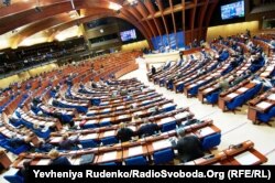 Зал заседаний ПАСЕ. Срочные дебаты по резолюции о юридических и правозащитных аспектах агрессии России против Украины