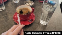 Пушење во ресгоран во Скопје - архива