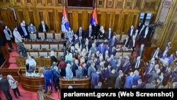 расправија меѓу пратениците во Собранието на Србија, 02.02.2023.