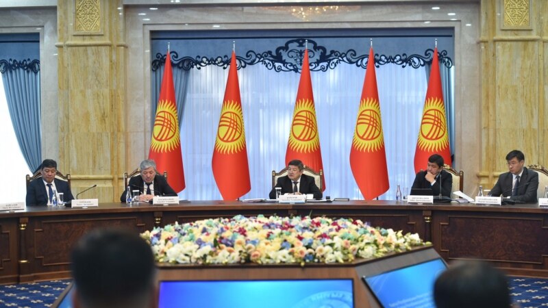 Акылбек Жапаров Бишкектеги 20 жаңы конушту газдаштырууну тапшырды