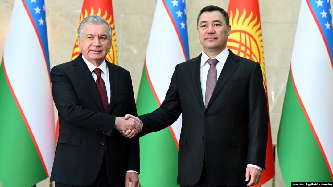 Uzbek President Shavkat Mirziyoev and Kyrgyz President Sadyr Japarov signed more than 20 bilateral documents on January 27.